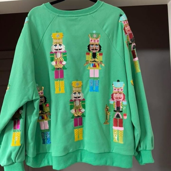 Queen of Sparkle Green Nutcracker - Picture 2 of 2